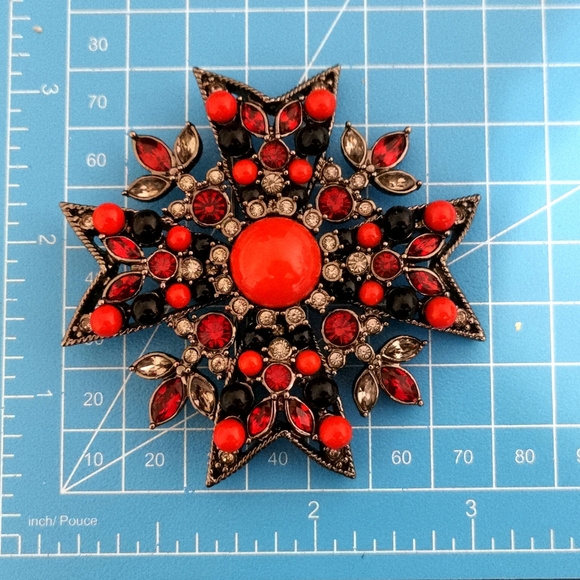 Joan Rivers Red & Black Rhinestones Maltese Cross Gunmetal Brooch Pin Large - Picture 5 of 9